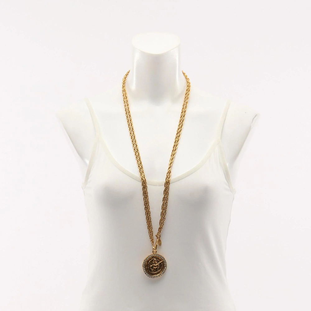 CHANEL Authentic White Necklace - Picture 6 of 8